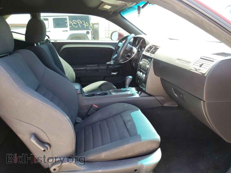 2010 Dodge CHALLENGER (VIN 2B3CJ4DV0AH219840) — photo 5 of 10