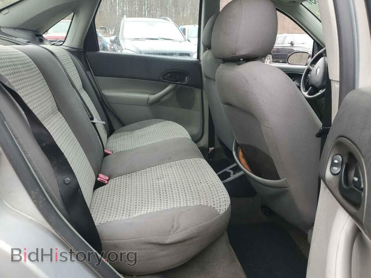 2007 FORD FOCUS - VIN: 1FAFP34N67W187951 - Фото 10