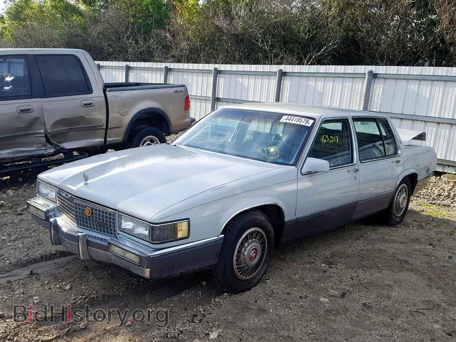 1989 CADILLAC DEVILLE - VIN: 1G6CD5156K4203322 - Photo 2