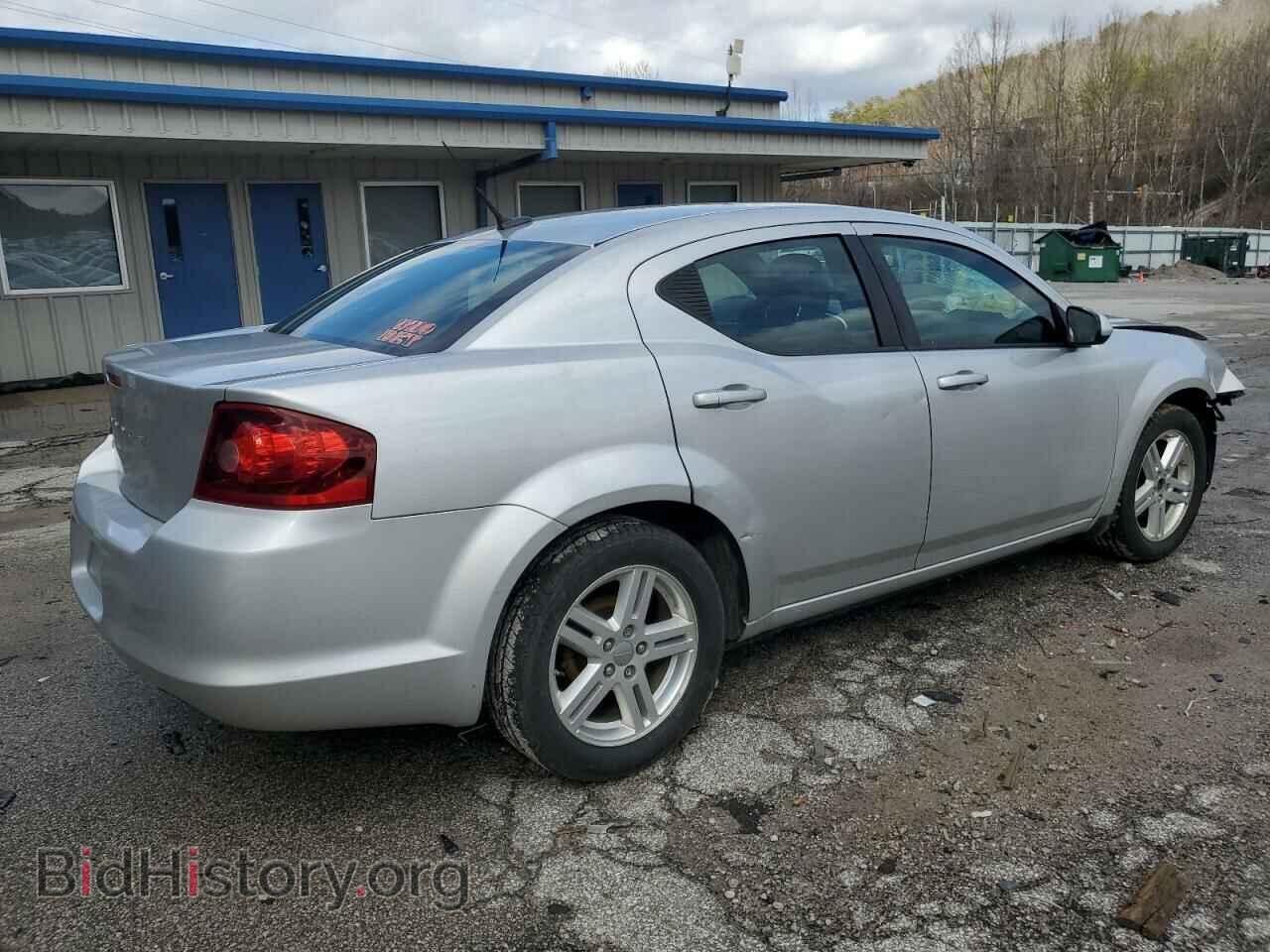 2011 DODGE AVENGER - VIN: 1B3BD1FB1BN526544 - Фото 3