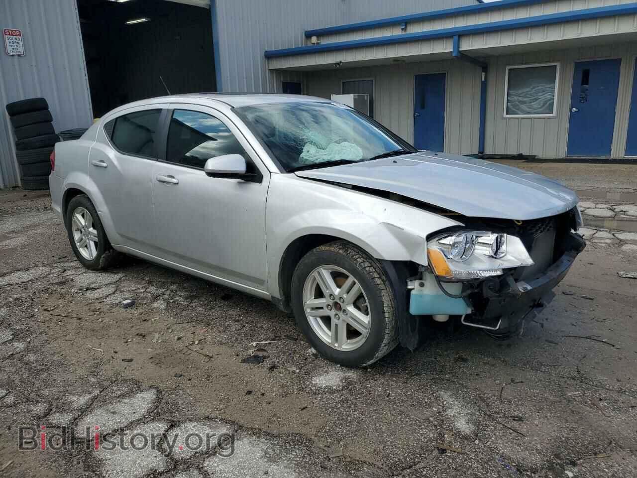 2011 DODGE AVENGER - VIN: 1B3BD1FB1BN526544 - Фото 4