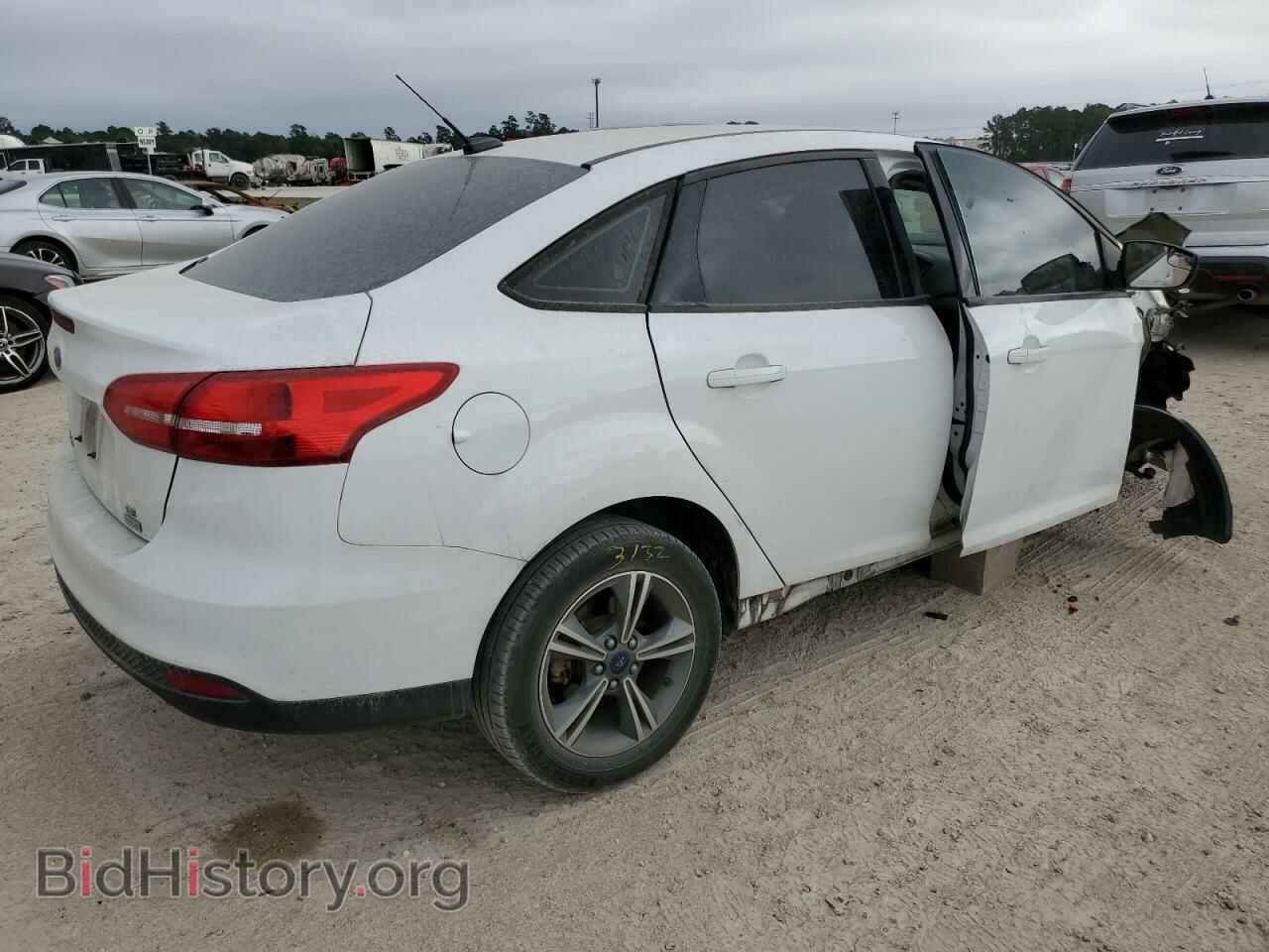 2017 FORD FOCUS - VIN: 1FADP3FE2HL204994 - Photo 3