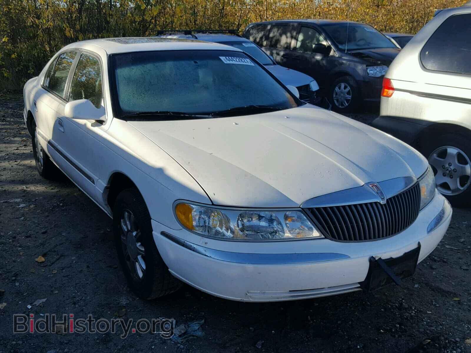 Photo 1LNHM97V32Y697516 - LINCOLN CONTINENTL 2002