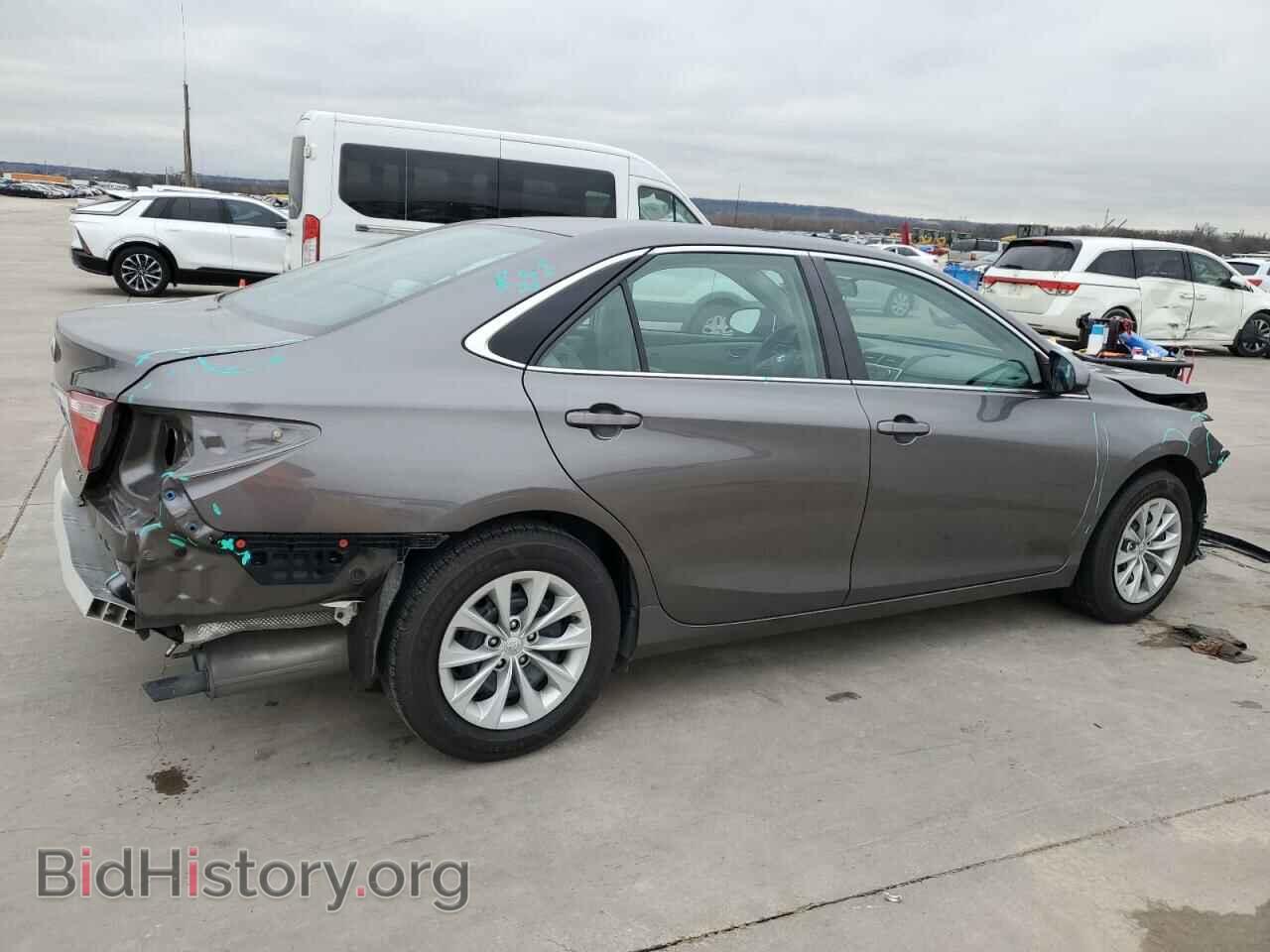 2016 TOYOTA CAMRY - VIN: 4T4BF1FK7GR517841 - Фото 3