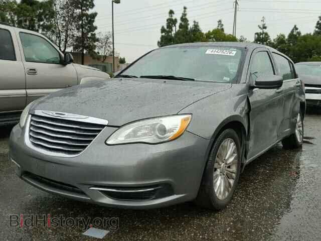 2013 CHRYSLER 200 - VIN: 1C3CCBAB1DN685655 - Фото 2