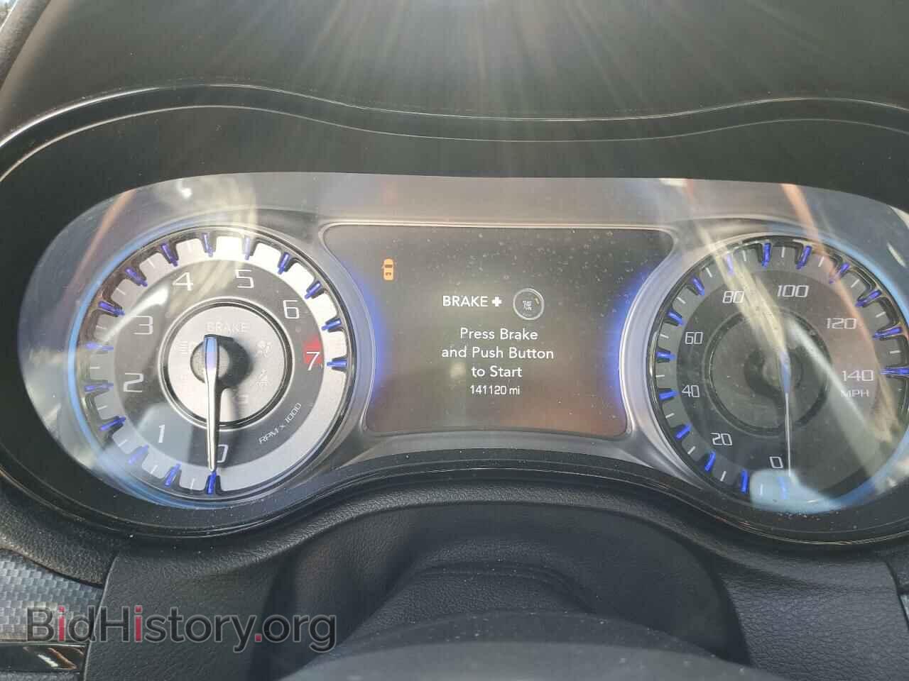 2015 CHRYSLER 300 - VIN: 2C3CCABG7FH743218 - Фото 9