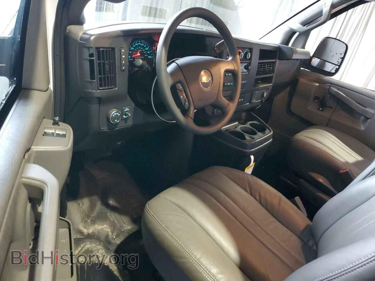 2024 CHEVROLET EXPRESS - VIN: 1GCWGAFP9R1237366 - Photo 8