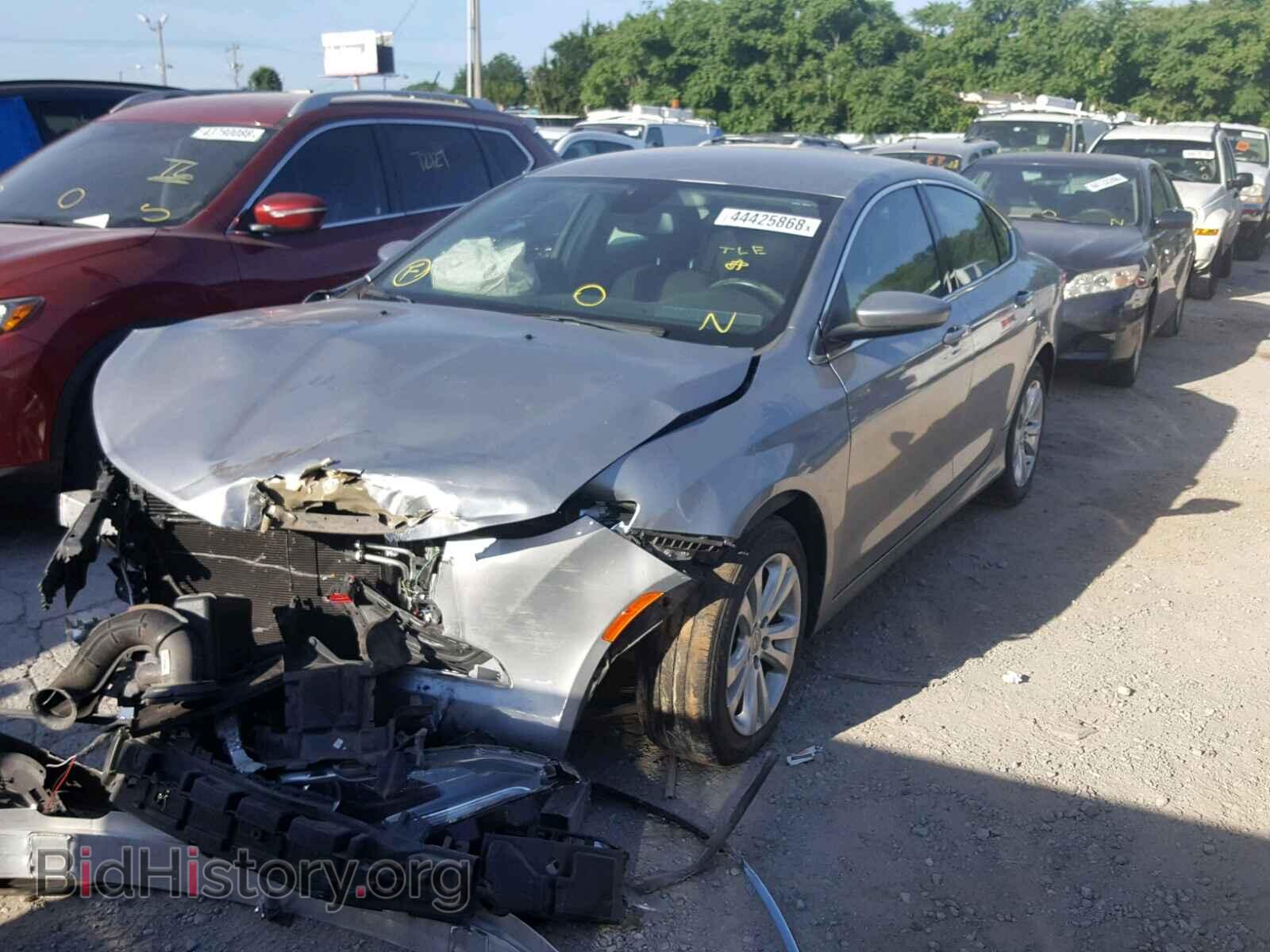 2016 CHRYSLER 200 - VIN: 1C3CCCAB7GN105903 - Фото 2