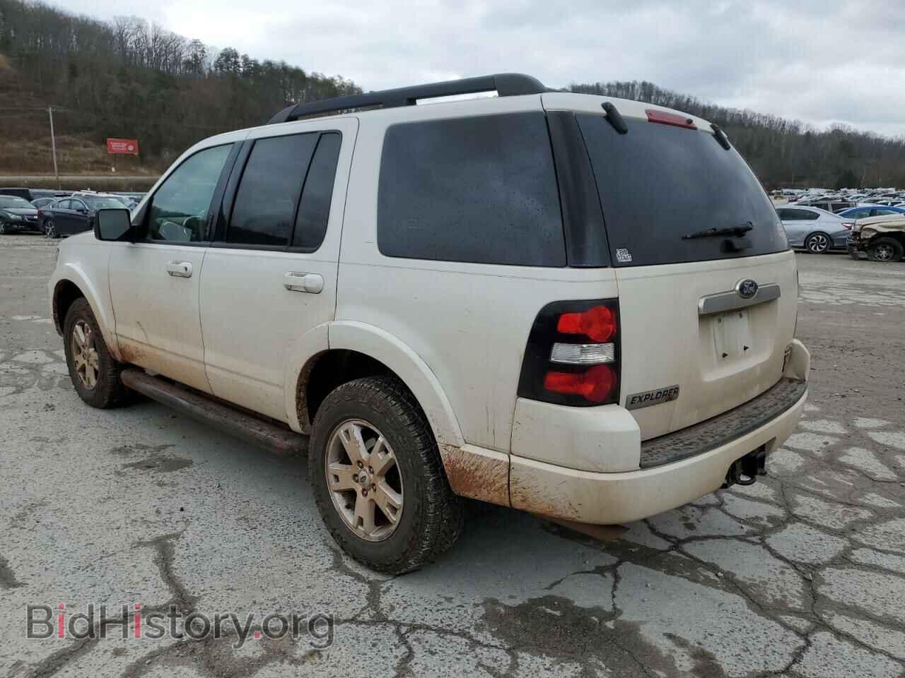 2010 FORD EXPLORER - VIN: 1FMEU7DEXAUA98288 - Фото 2