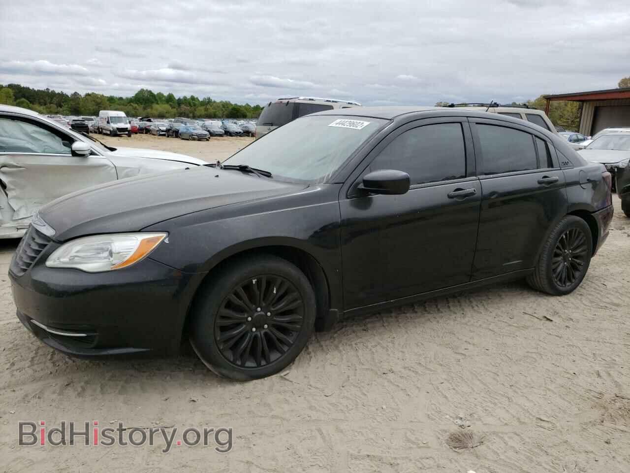 2012 CHRYSLER 200 - VIN: 1C3CCBAB9CN256763 - Фото 2