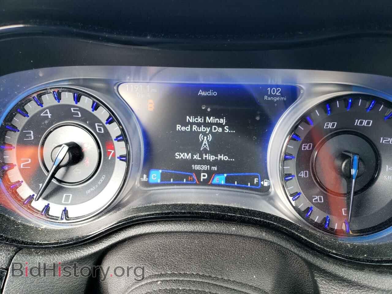 2019 CHRYSLER 300 - VIN: 2C3CCABG8KH517103 - Фото 9
