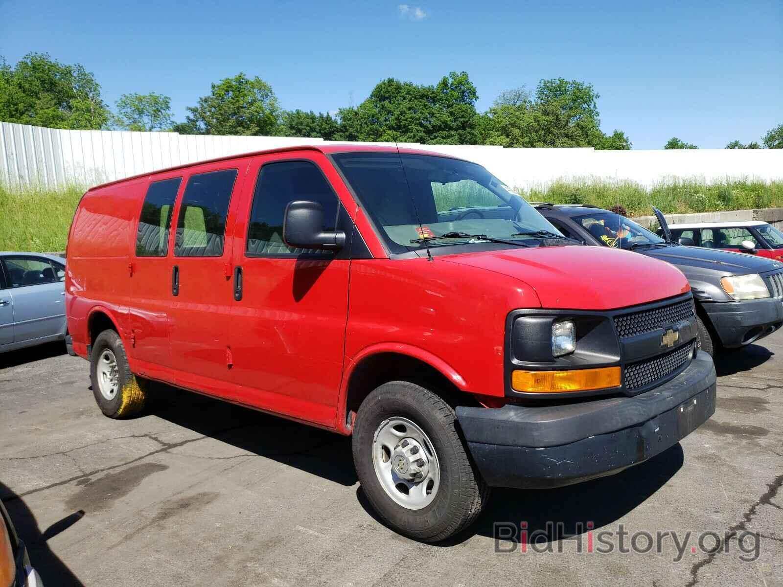 Photo 1GCWGFCG8D1129542 - CHEVROLET EXPRESS 2013