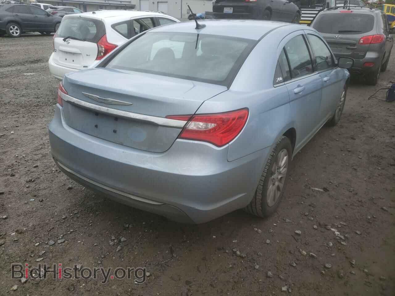 2012 CHRYSLER 200 - VIN: 1C3CCBAB2CN320562 - Фото 4