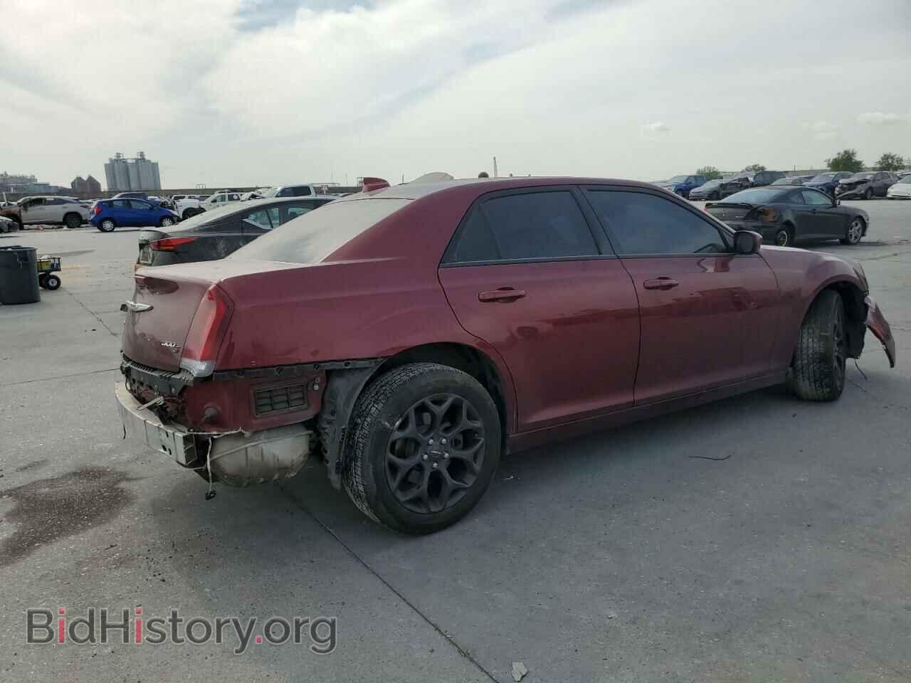 2019 CHRYSLER 300 - VIN: 2C3CCAGG2KH651484 - Фото 3