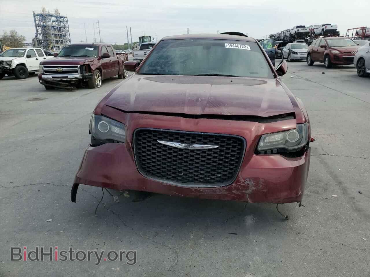 2019 CHRYSLER 300 - VIN: 2C3CCAGG2KH651484 - Фото 5