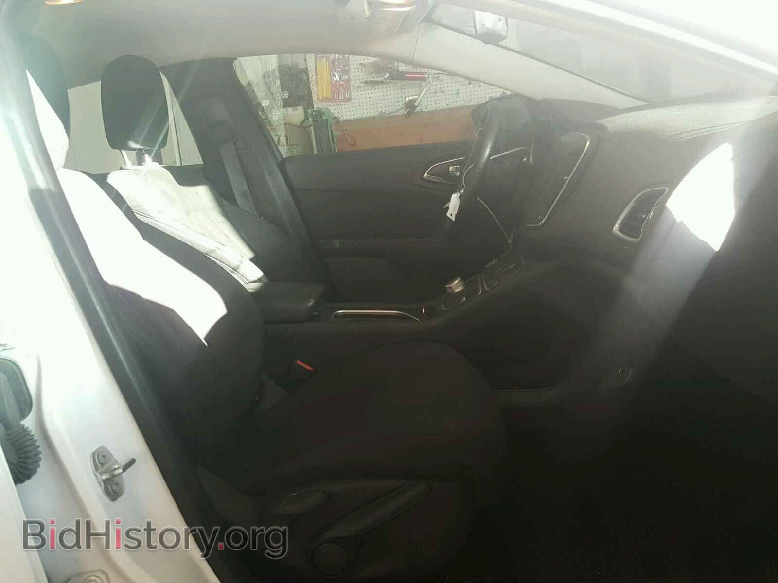 2015 CHRYSLER 200 - VIN: 1C3CCCAB3FN760932 - Photo 5