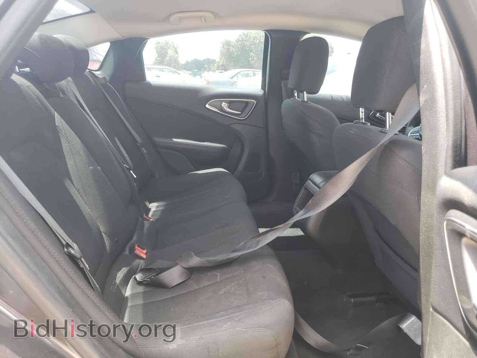 2015 CHRYSLER 200 - VIN: 1C3CCCAB1FN611225 - Фото 6