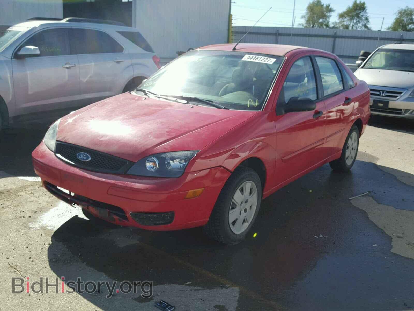 2007 FORD FOCUS - VIN: 1FAHP34N07W281915 - Photo 2