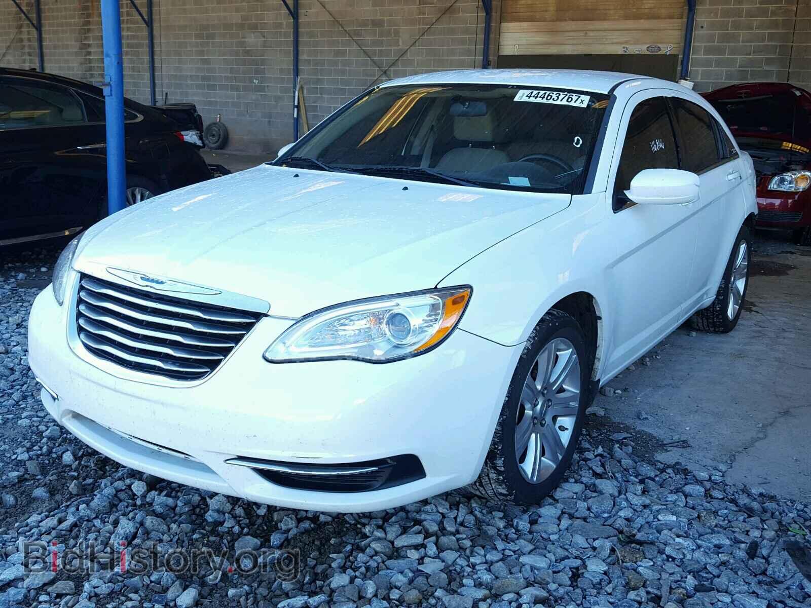 2012 CHRYSLER 200 - VIN: 1C3CCBBB4CN142751 - Фото 2