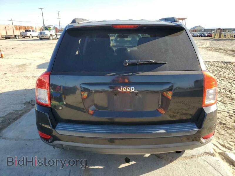 2011 Jeep COMPASS (VIN 1J4NT1FBXBD159559) — фото 6 из 13