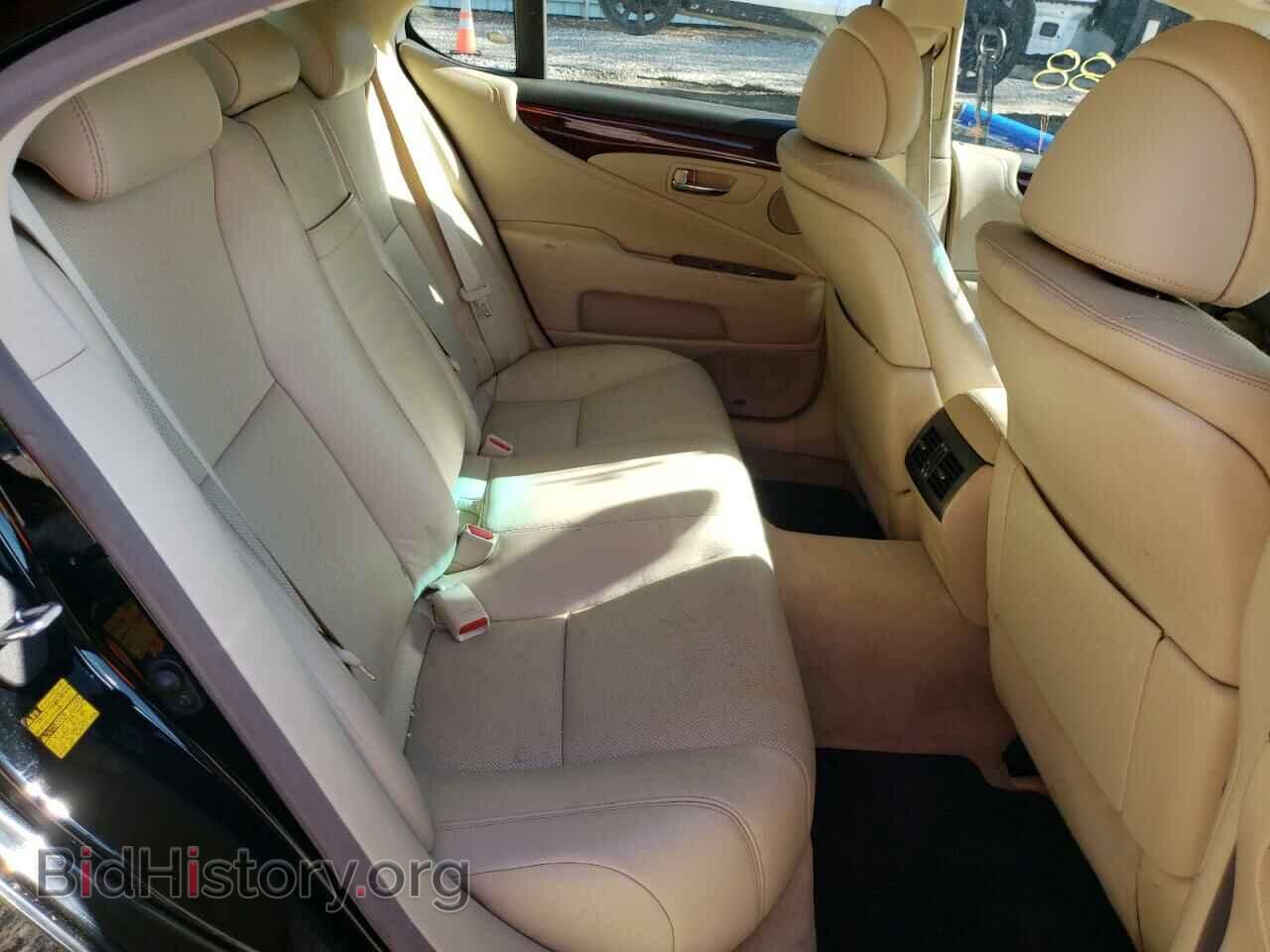 2011 LEXUS LS460 - VIN: JTHCL5EF8B5010133 - Photo 6