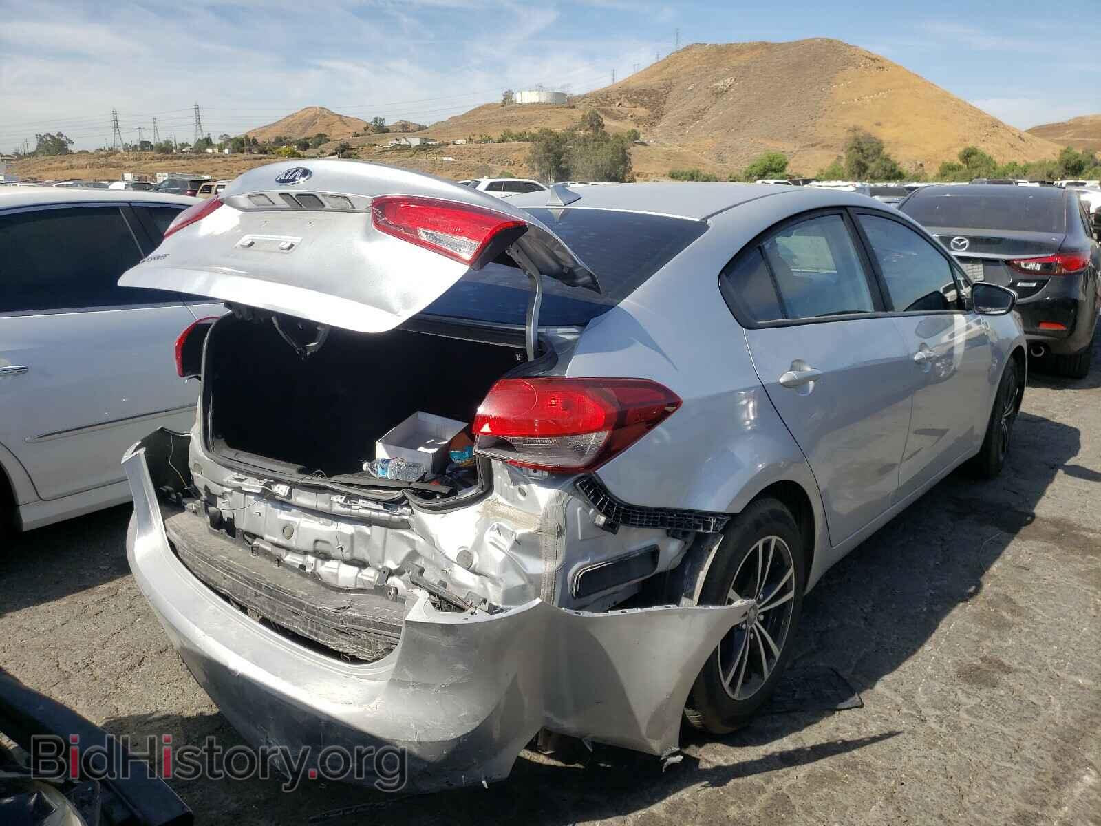2017 KIA FORTE - VIN: 3KPFK4A72HE103799 - Фото 4
