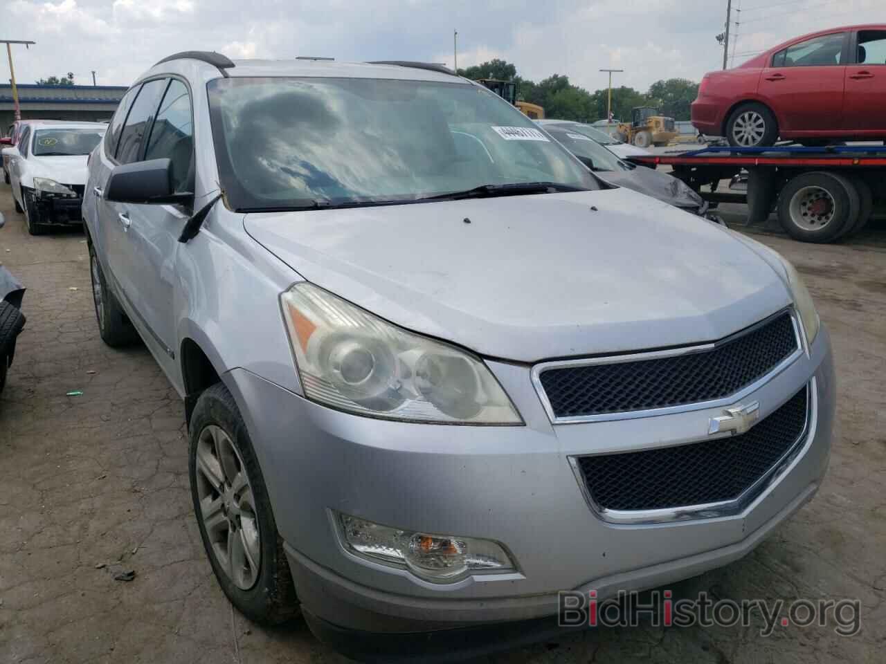 Photo 1GNLREED0AS106571 - CHEVROLET TRAVERSE 2010