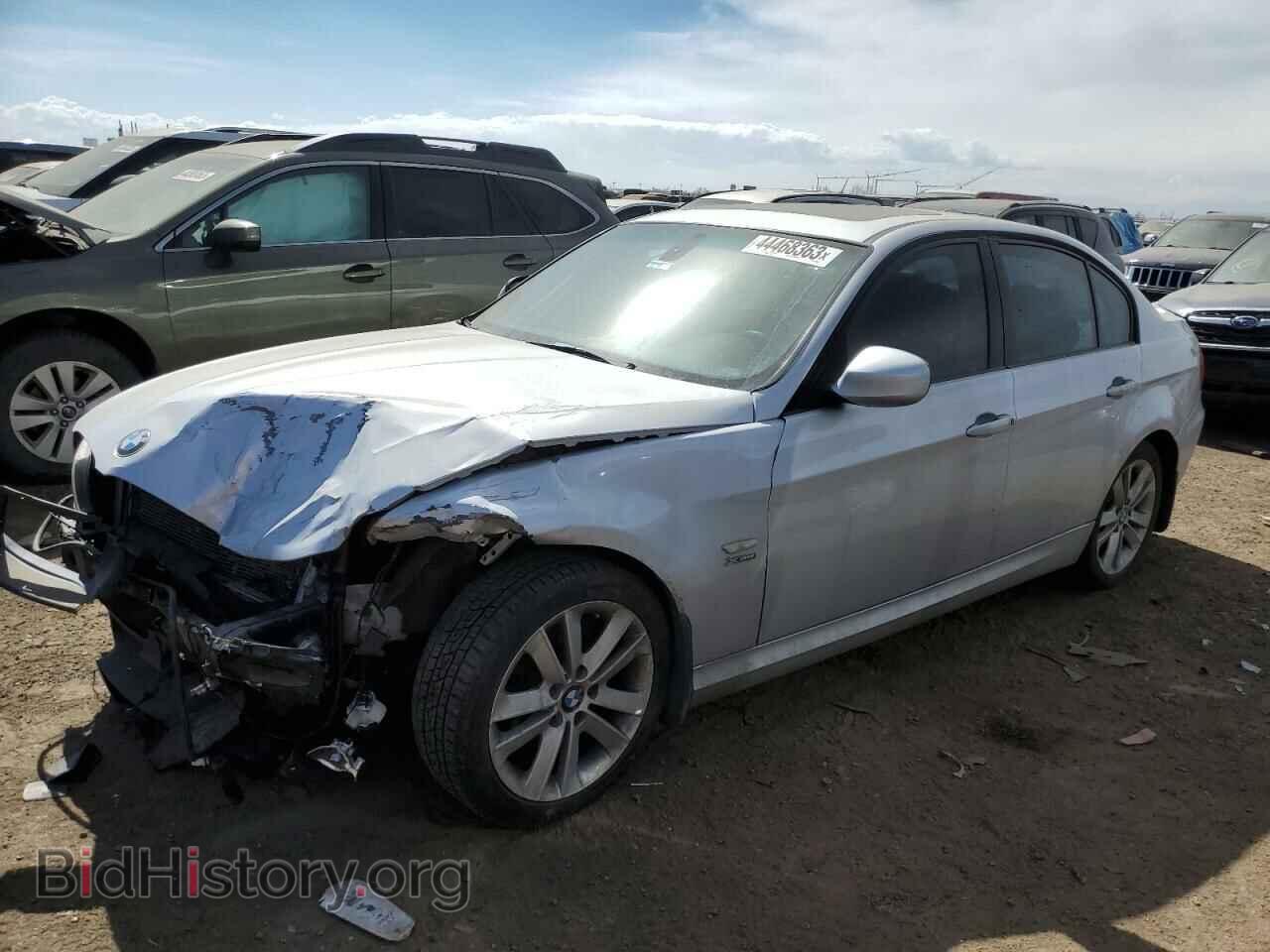 Photo WBAPK7C50BF196558 - BMW 3 SERIES 2011