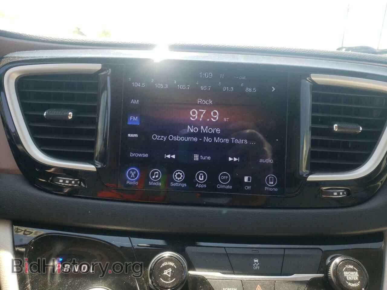 2017 CHRYSLER PACIFICA - VIN: 2C4RC1DG4HR519064 - Photo 9