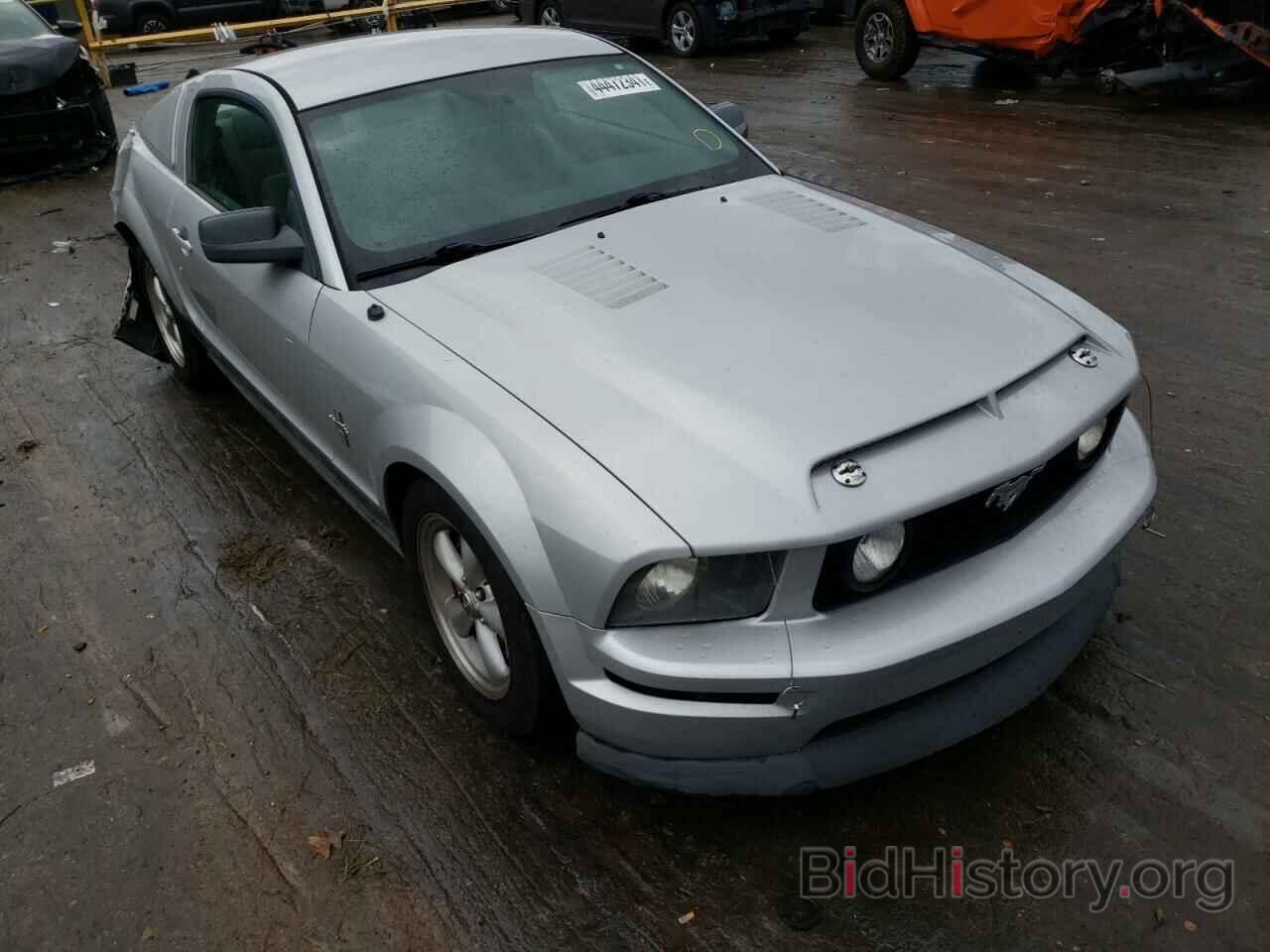 Photo 1ZVHT80N675343068 - FORD MUSTANG 2007