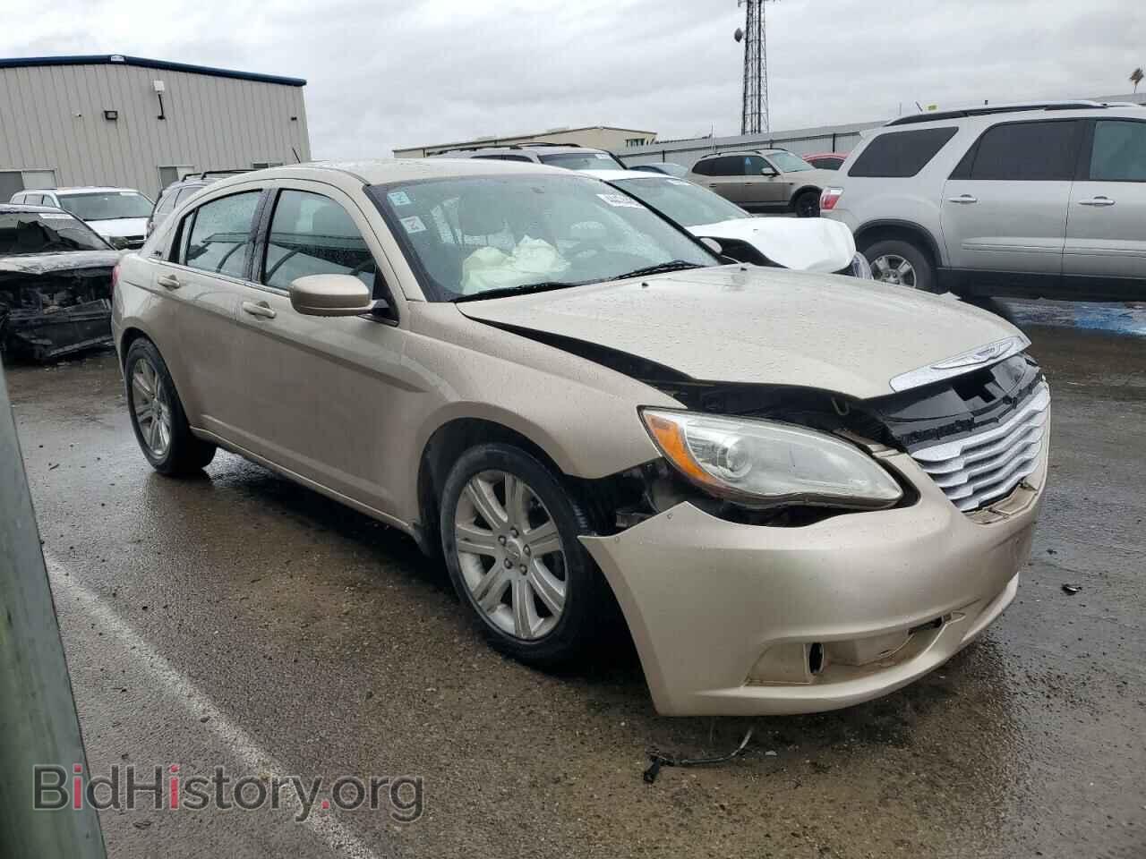 2013 CHRYSLER 200 - VIN: 1C3CCBAB5DN671970 - Фото 4
