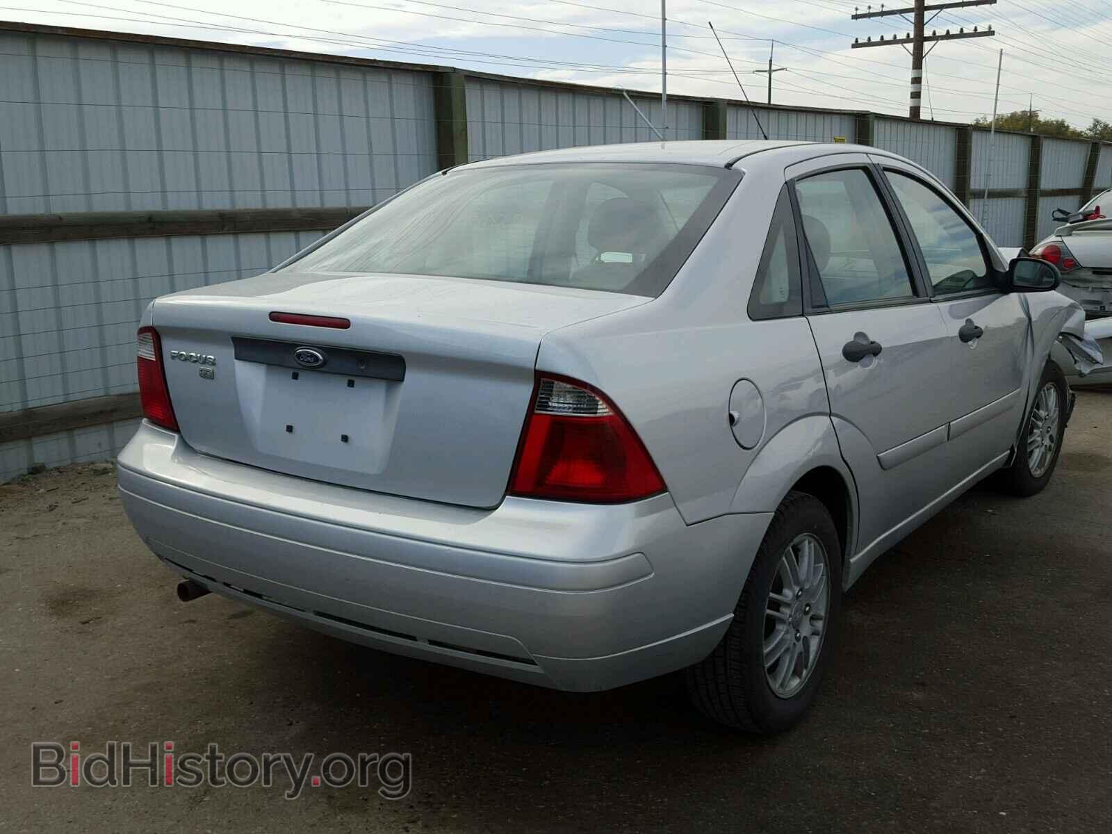 2007 FORD FOCUS - VIN: 1FAFP34N87W111745 - Фото 4