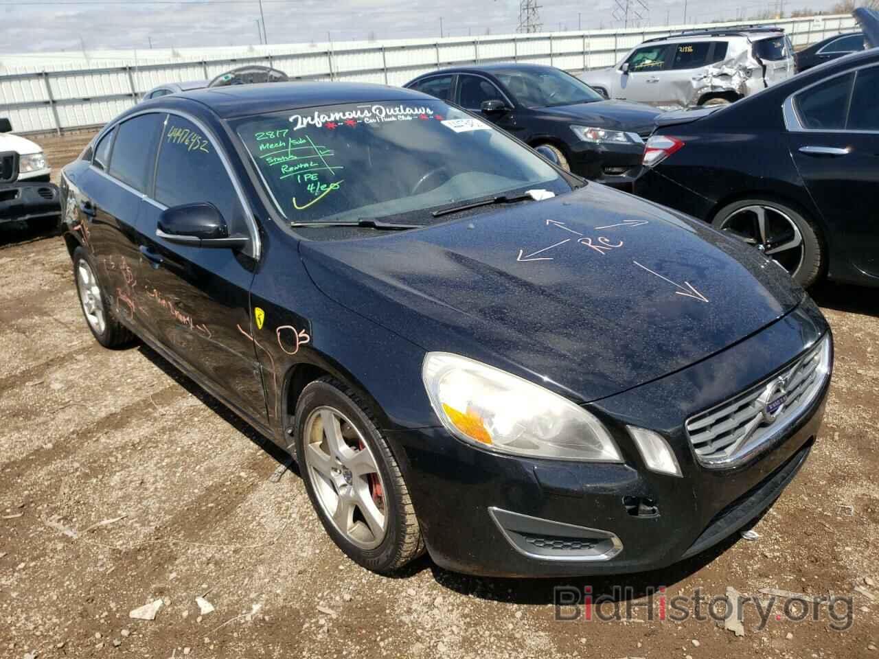 Photo YV1612FS2D2190593 - VOLVO S60 2013