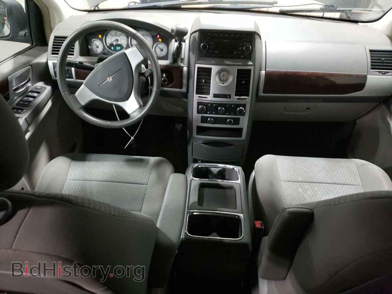 2010 CHRYSLER MINIVAN - VIN: 2A4RR5D14AR400447 - Фото 8