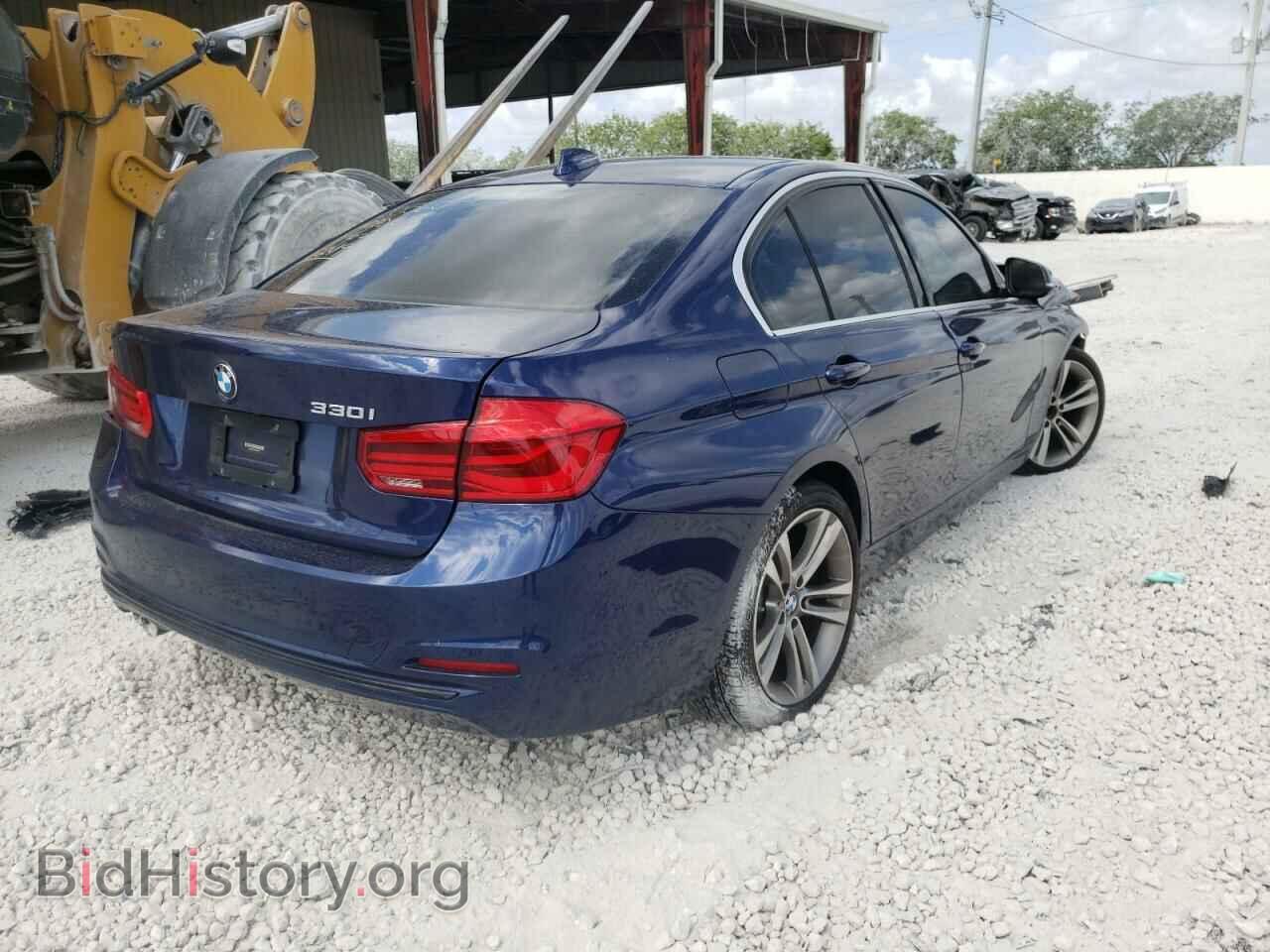 2017 BMW 3 SERIES - VIN: WBA8B9C3XHK886249 - Фото 4