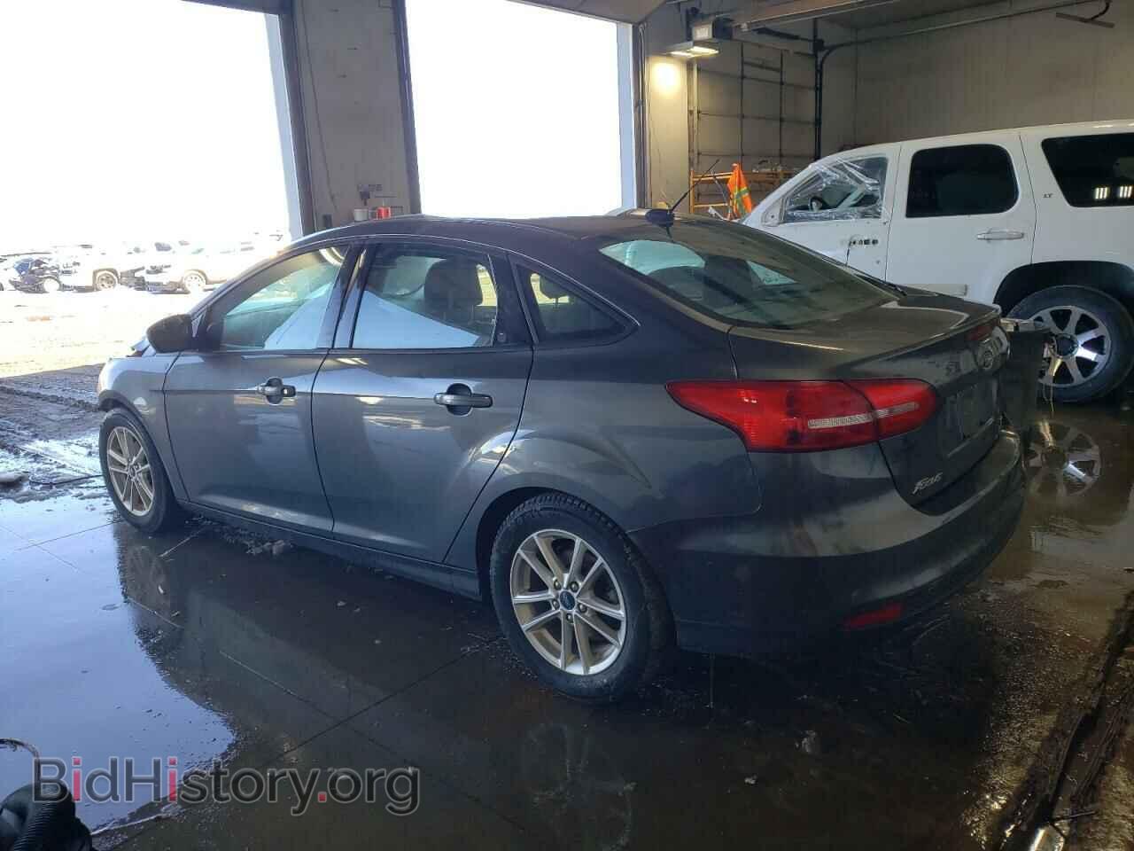 2018 FORD FOCUS - VIN: 1FADP3FE9JL321168 - Фото 2