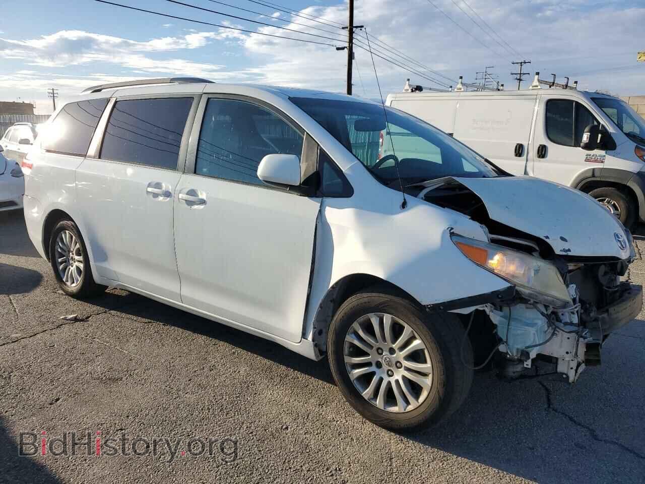 2011 TOYOTA All Models - VIN: 5TDYK3DC8BS038451 - Фото 4