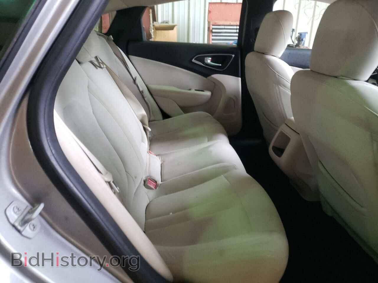 2015 CHRYSLER 200 - VIN: 1C3CCCAB5FN694853 - Фото 6