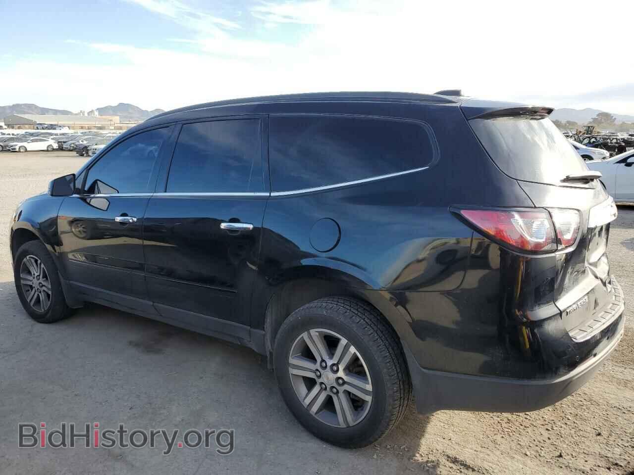 2017 CHEVROLET TRAVERSE - VIN: 1GNKRGKD2HJ336334 - Фото 2