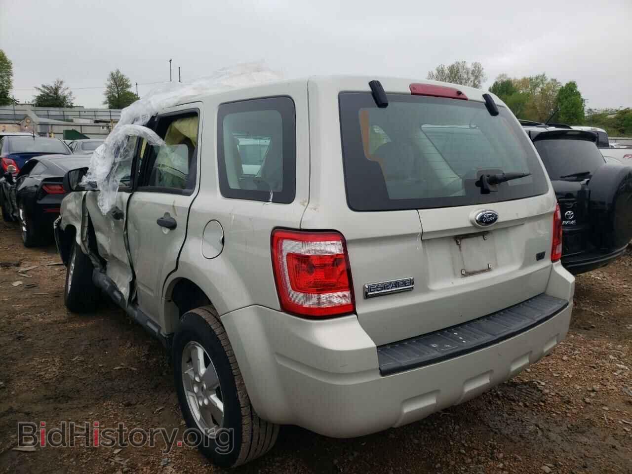 2009 FORD ESCAPE - VIN: 1FMCU02719KC81749 - Фото 3
