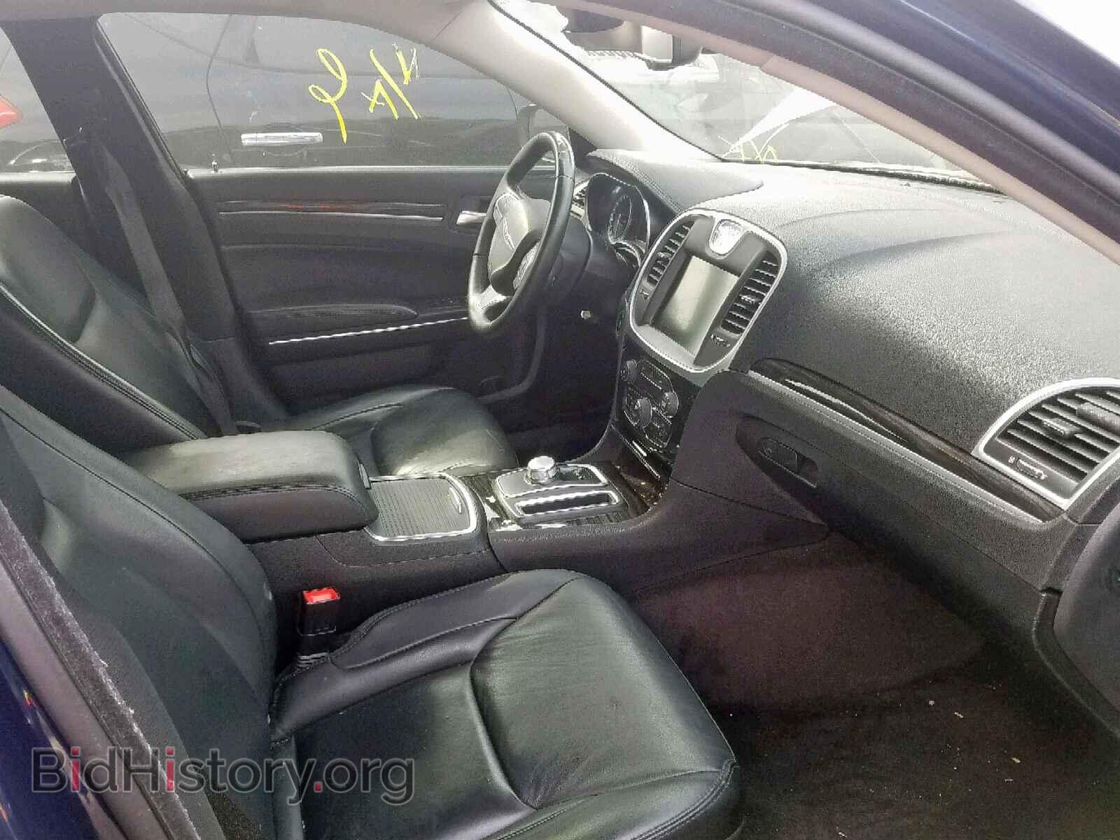 2016 CHRYSLER 300 - VIN: 2C3CCAAG6GH295881 - Фото 5