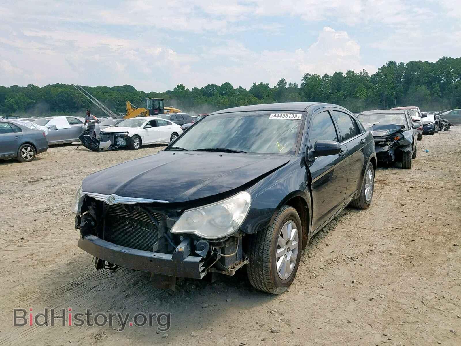 2010 CHRYSLER SEBRING - VIN: 1C3CC4FB8AN123929 - Фото 2