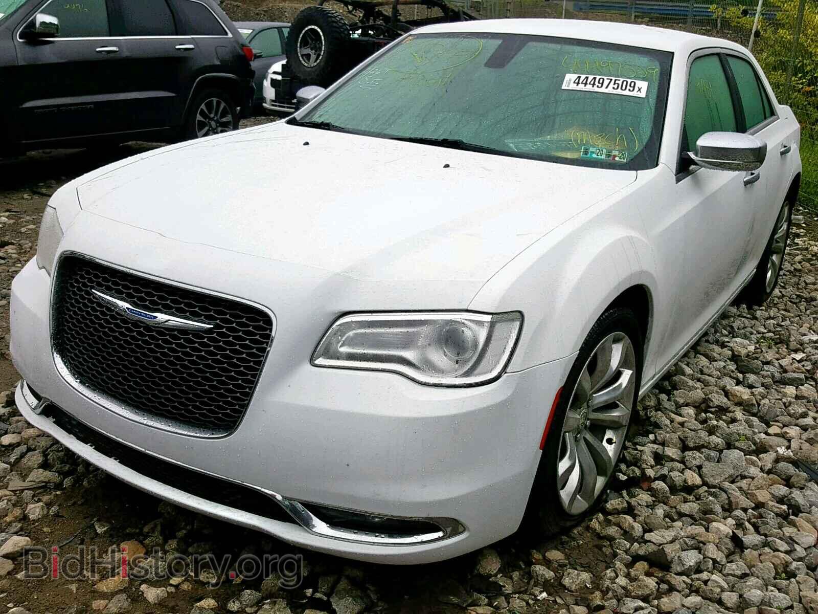 2018 CHRYSLER 300 - VIN: 2C3CCAEG8JH148673 - Фото 2