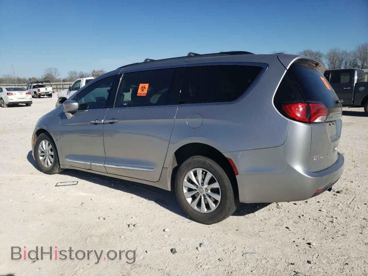 2017 CHRYSLER PACIFICA - VIN: 2C4RC1BG3HR569327 - Фото 2