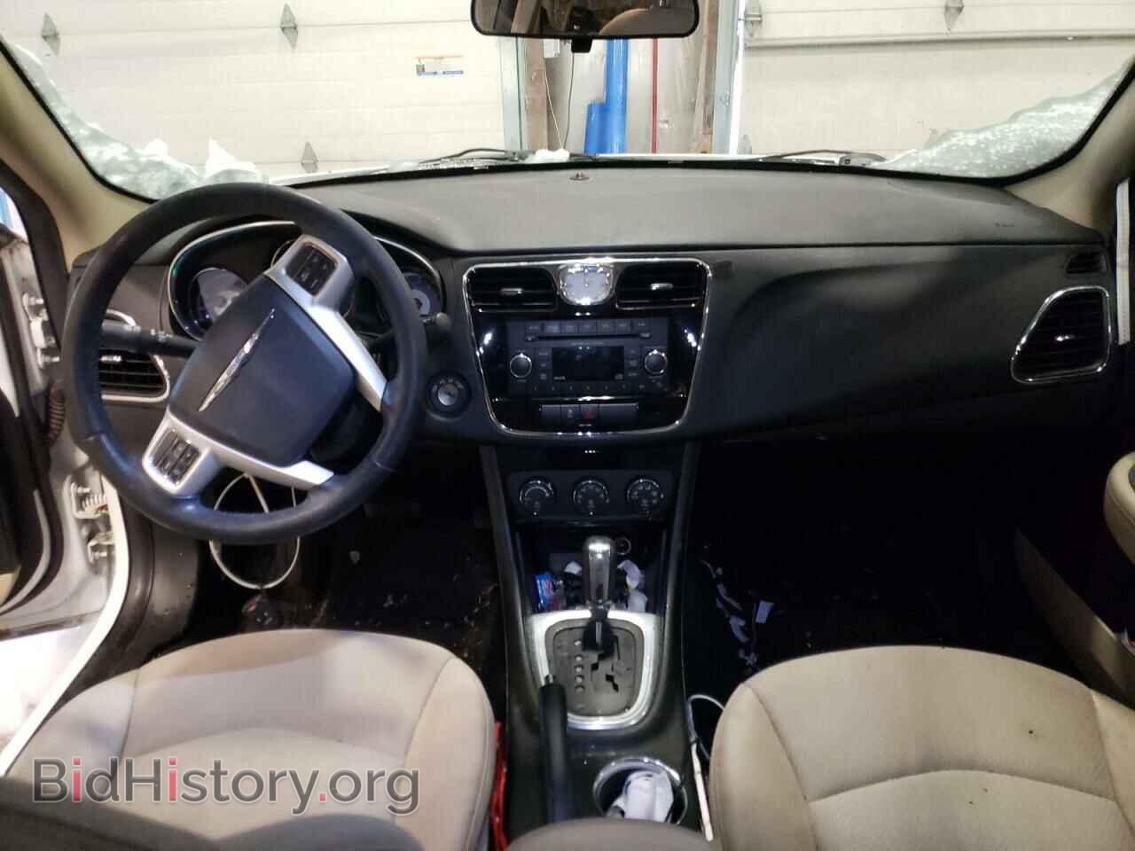 2014 CHRYSLER 200 - VIN: 1C3CCBBG7EN106745 - Фото 8