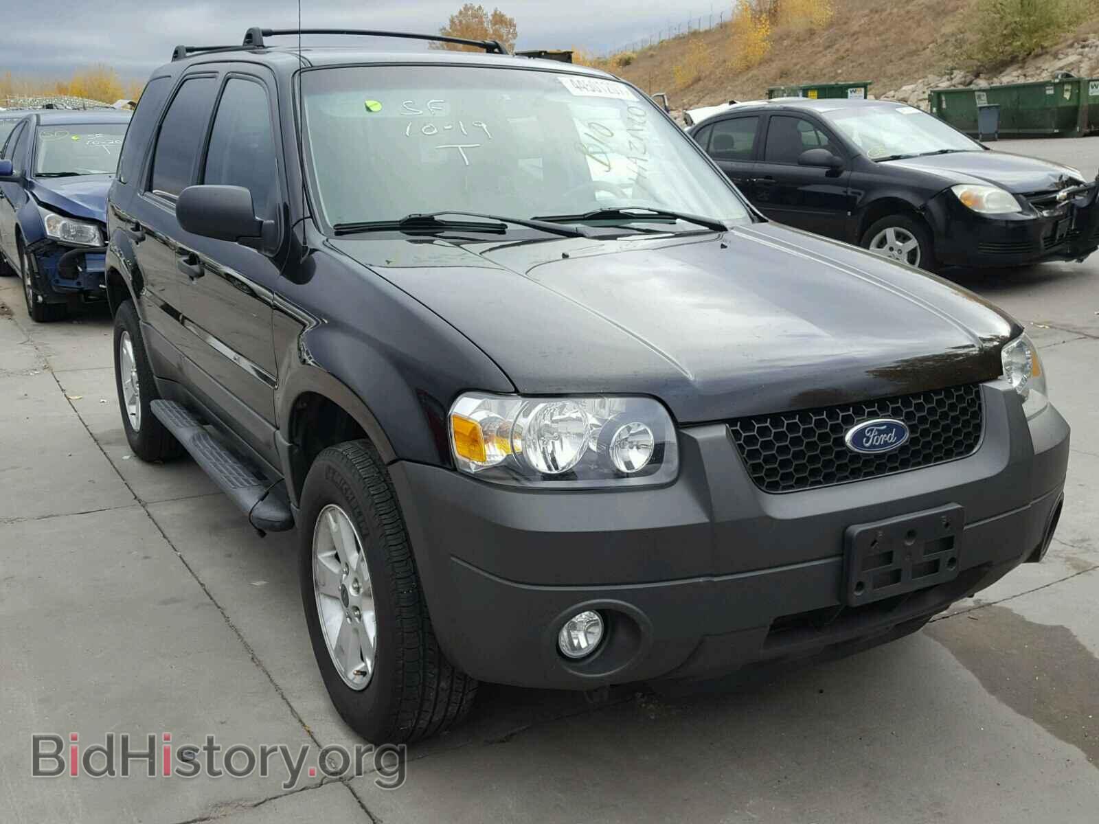 Photo 1FMCU93147KB27631 - FORD ESCAPE 2007
