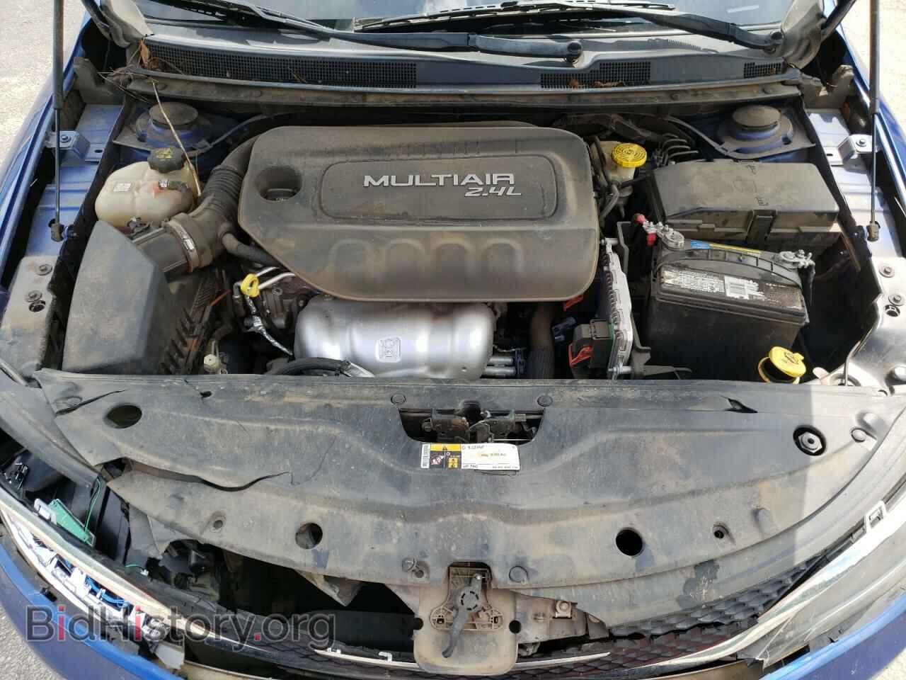 2016 CHRYSLER 200 - VIN: 1C3CCCAB1GN152165 - Фото 7