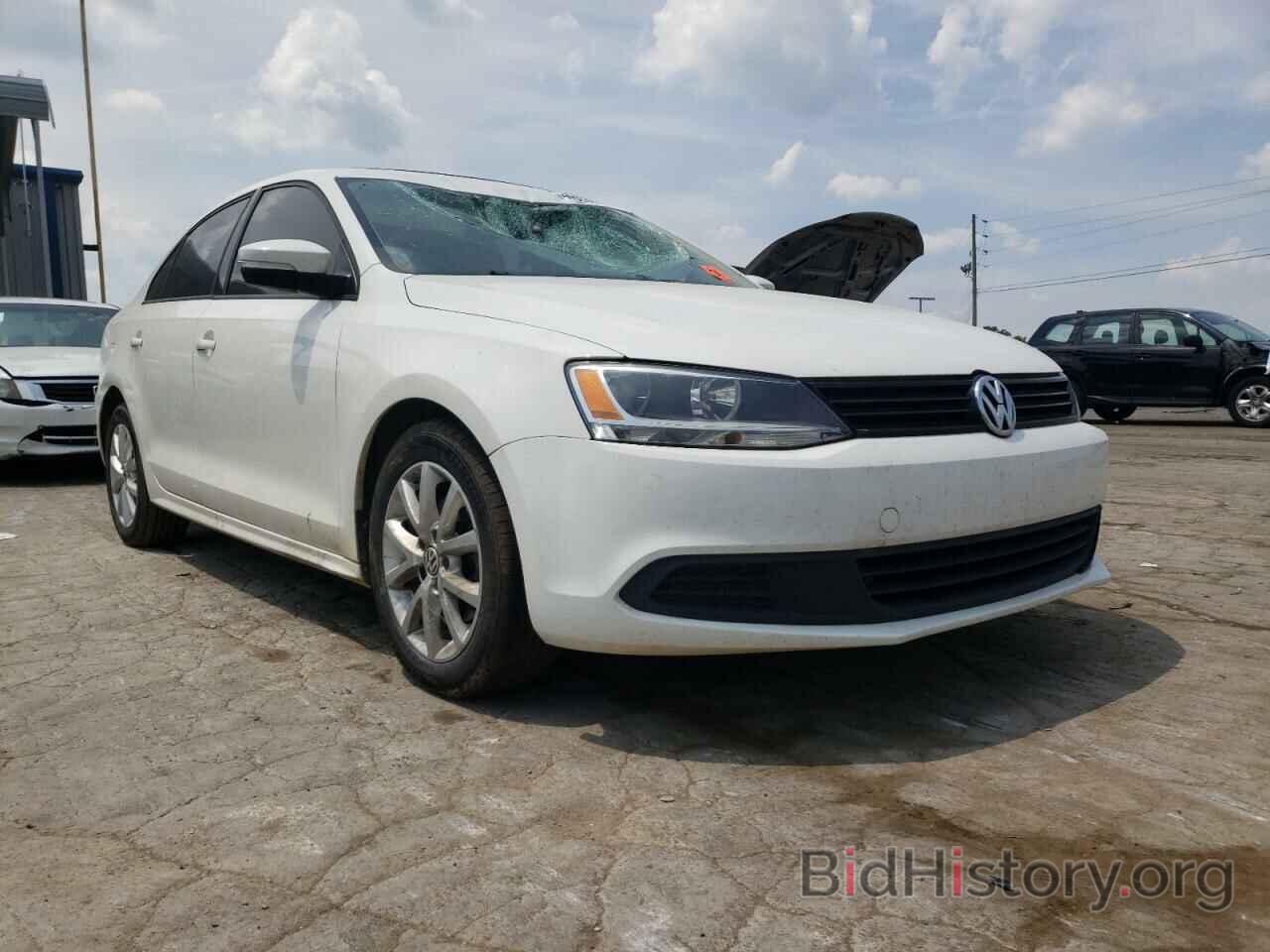 Фотография 3VWDP7AJ6CM348557 - VOLKSWAGEN JETTA 2012