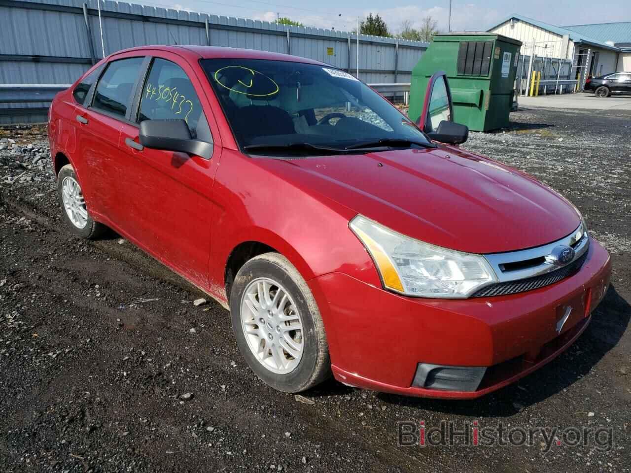 Photo 1FAHP3FN8AW229632 - FORD FOCUS 2010