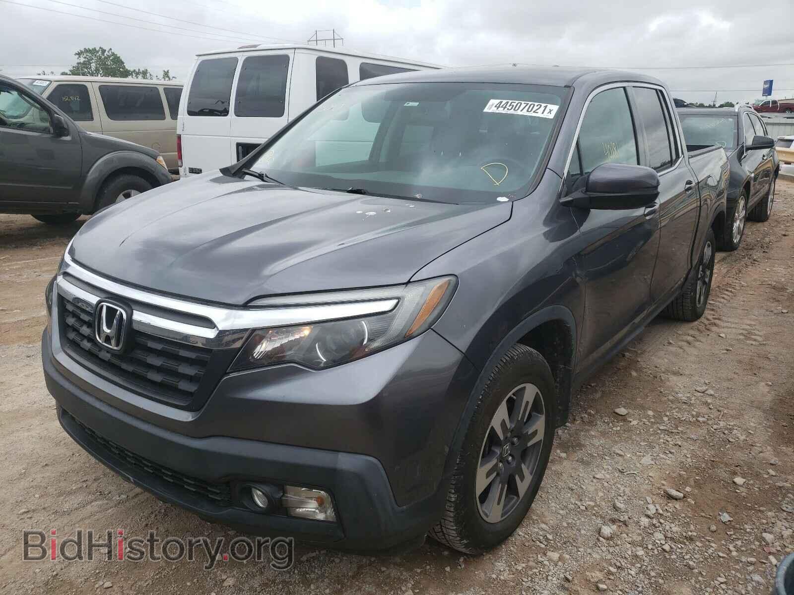 2017 HONDA RIDGELINE - VIN: 5FPYK2F53HB003040 - Фото 2